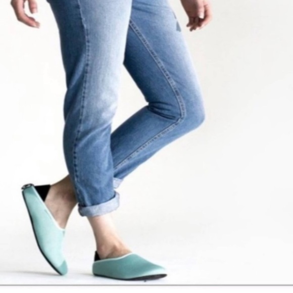 NWOT Mahabis Summer Slip-ons Aquamarine color Size 9 9.5 40 Green